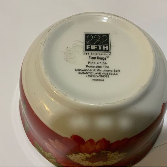 222 Fifth Fleur rouge Fine China Bowl Floral Design Porcelain Soup or Salad Bowl - Picture 5 of 7
